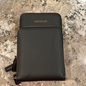 CarryLuxy black crossbody purse NWOT